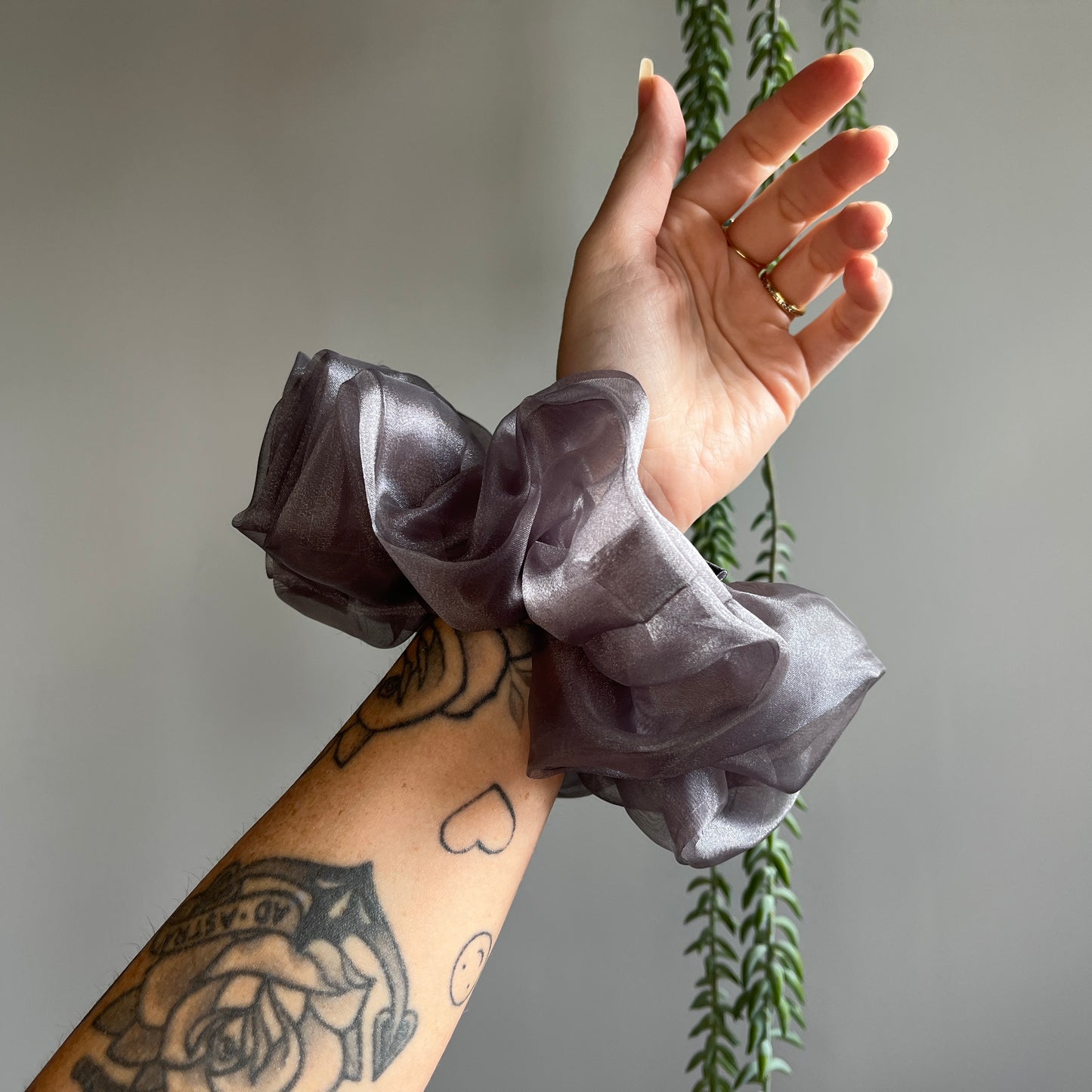 CAPRICORN XXL Scrunchie