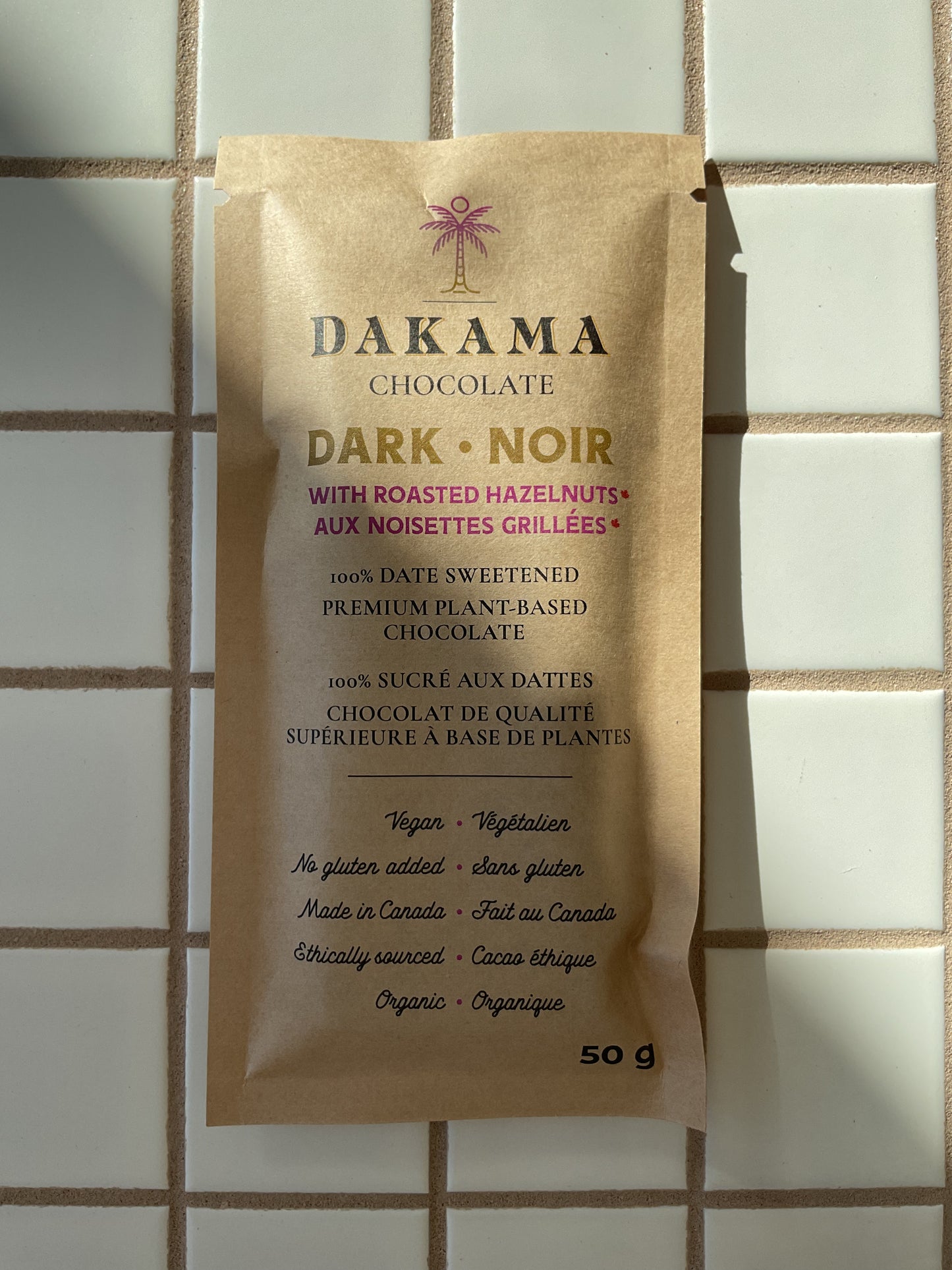 DAKAMA CHOCOLATE: Dark with Roasted Hazelnuts